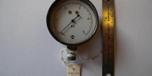 2009.015.046